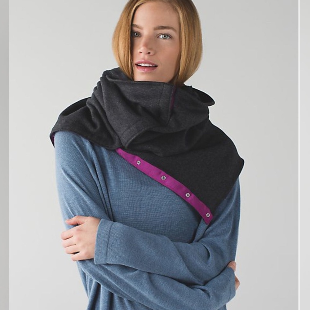 Lululemon scarf